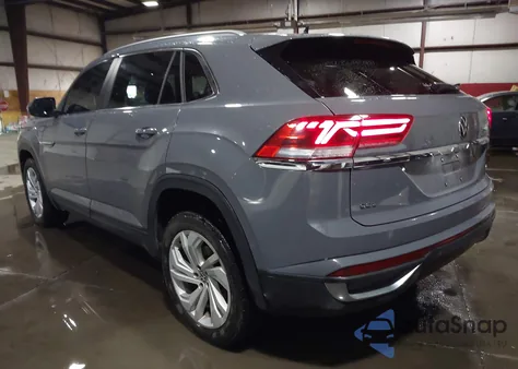 2021 Volkswagen Atlas Cross Sport 2.0T Sel z USA, uszkodzony, nr VIN 1V2BC2CA1MC236904